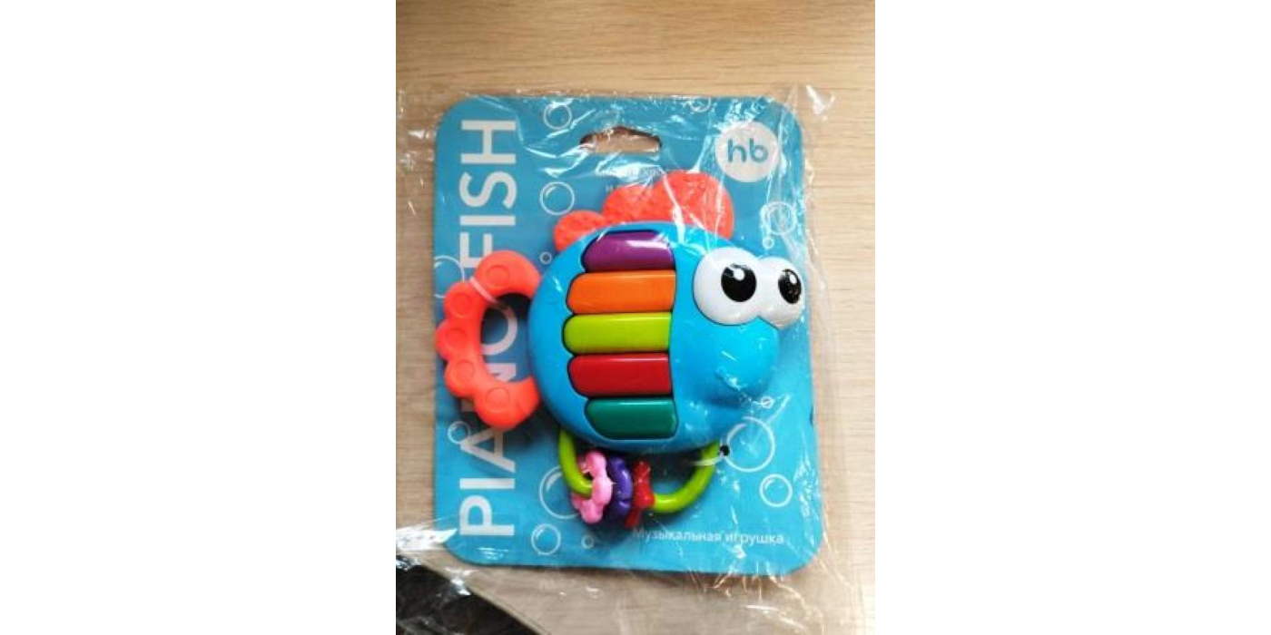 Музыкальная игрушка (прорезыватель) торговой марки «Нарру Ваву» «PIANO FISH» артикул 330369