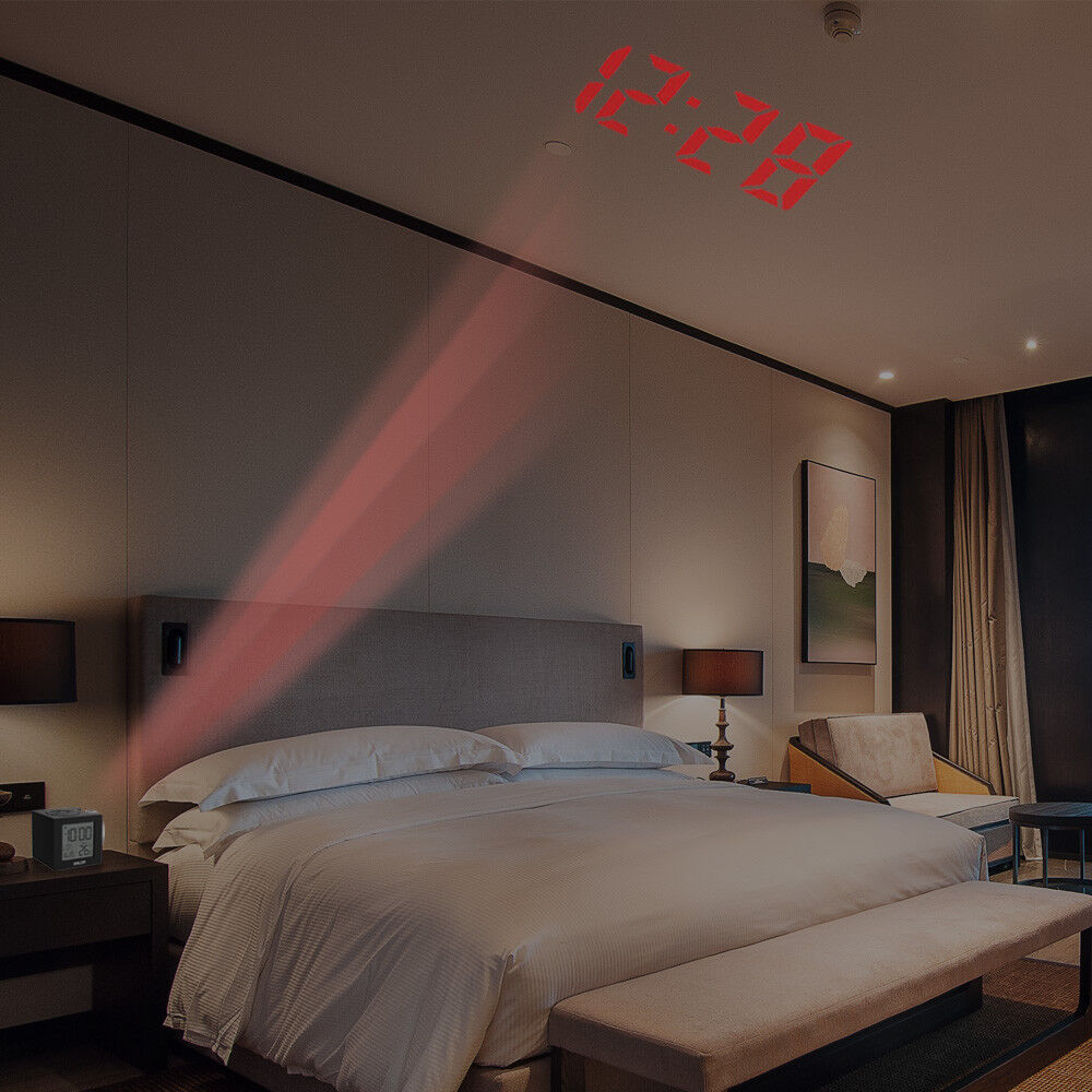 digital clock.jpg