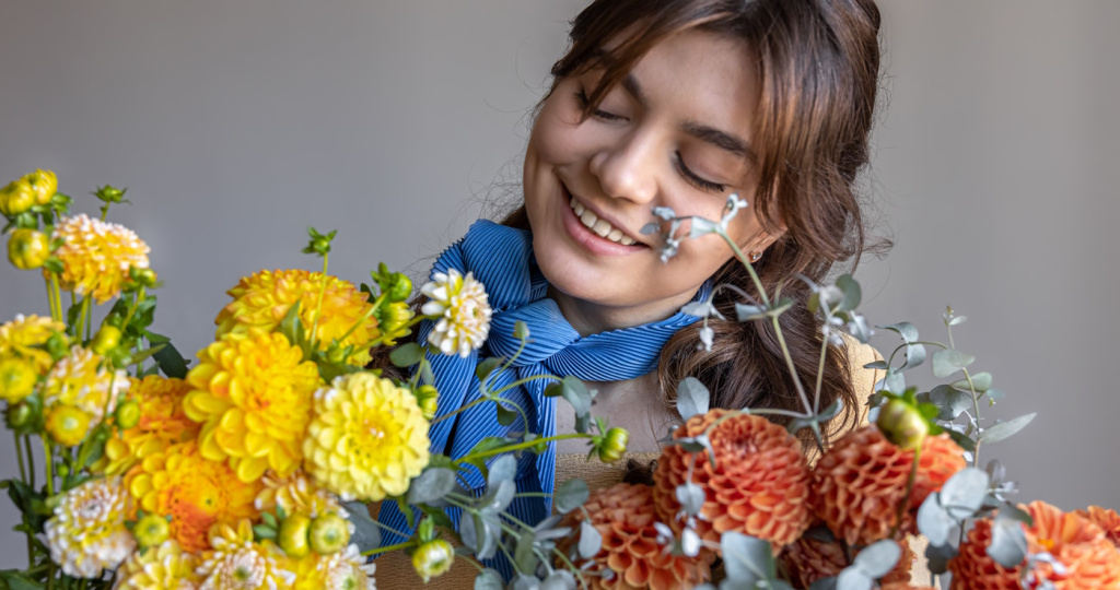 chrysanthemums.jpg chrysanthemums.jpg